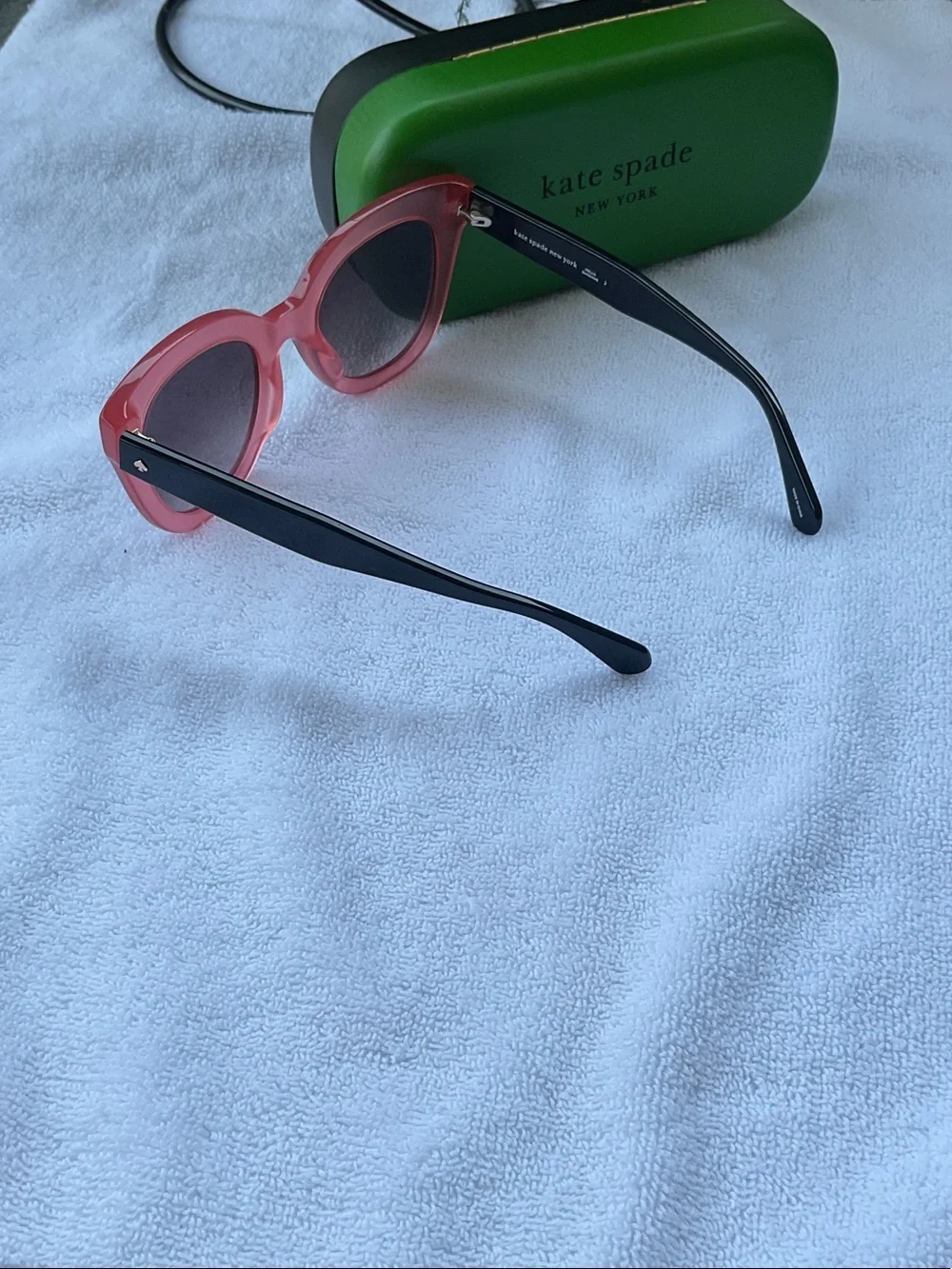 kate spade Pink Gradient Oversized Cat-Eye Sunglasses